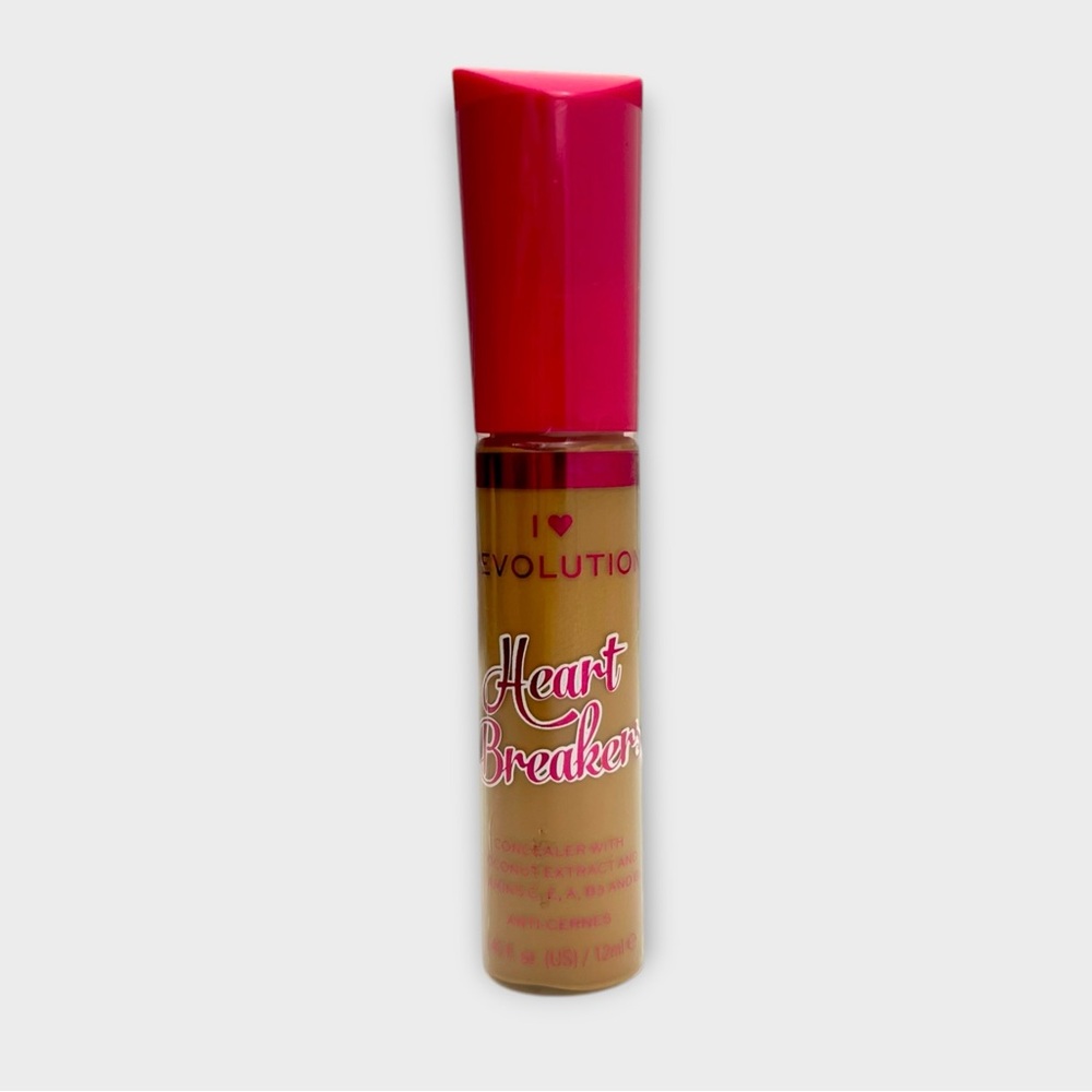 Revolution Heart Breaker Concealer - Pink and Tan